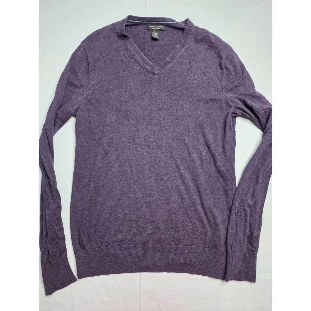 Banana Republic Luxury Blend Sweater Men's M Tall Purple Tight Knit Warm Wear